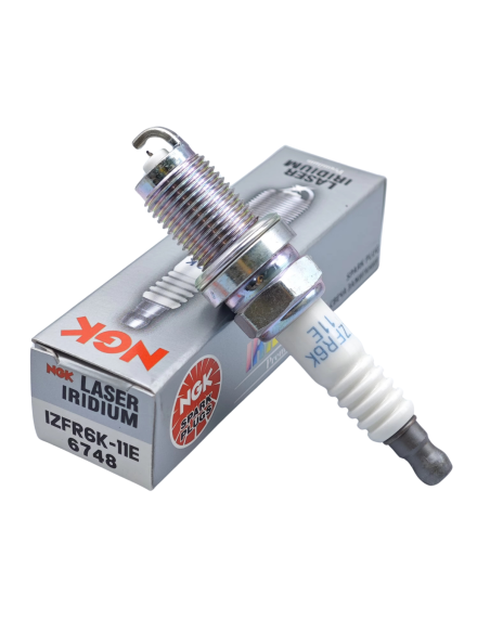 Candela NGK IZFR6K-11E Iridium fuoribordo Honda 75 90 100 200 225 250